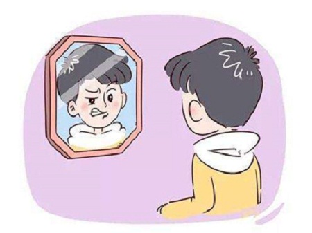 引起儿童抽动症的家庭原因有什么？